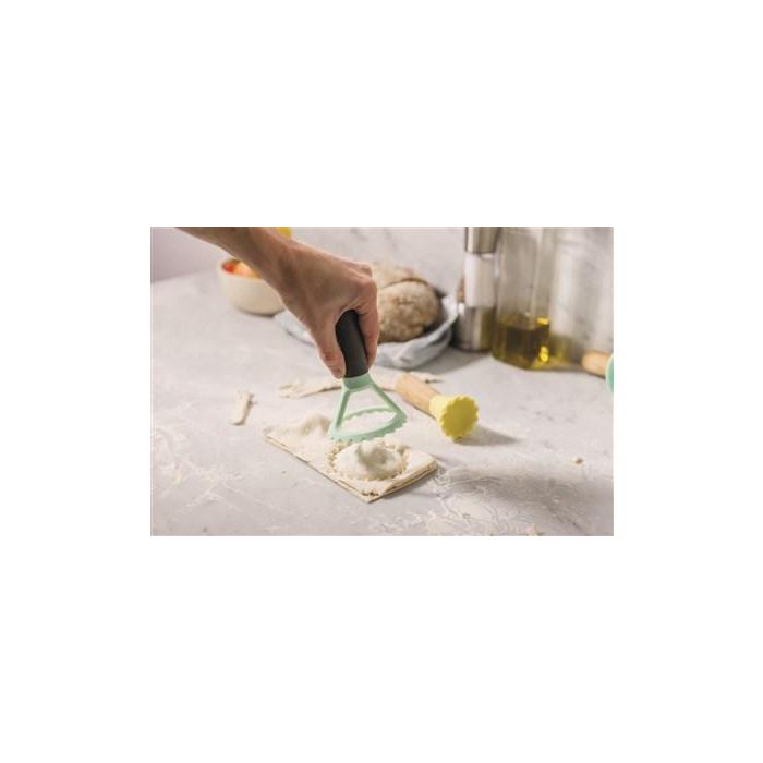 Berghoff 3950007 Sello para Ravioli Molde Hecho en Casa Fácil de Usar 2 Berghoff 3950007 Sello para Ravioli Molde Hecho en Casa Fácil de Usar 2