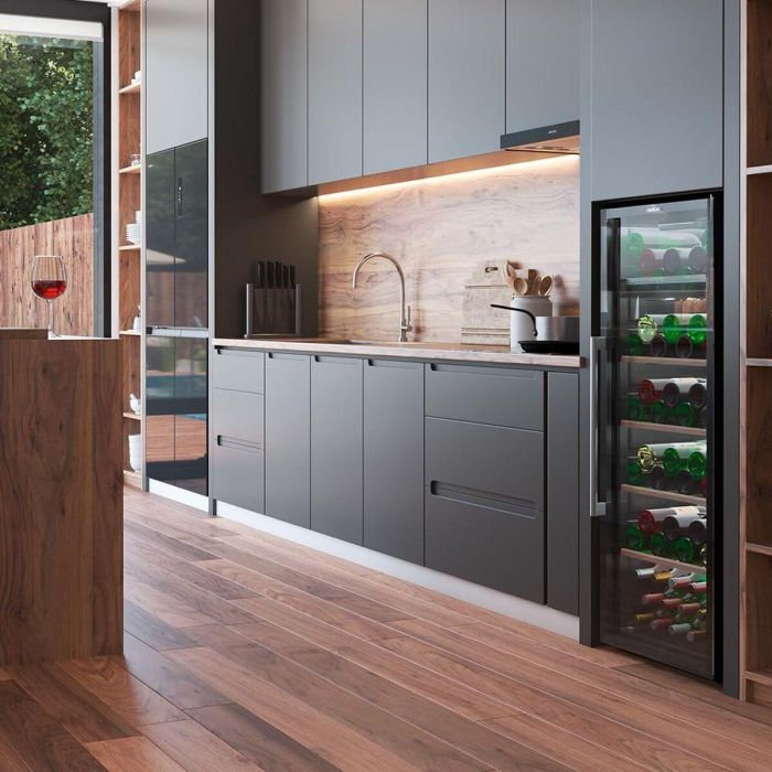 Cecotec Vinoteca GrandSommelier 98000 98 botellas negro, compresor, control táctil, LED 13