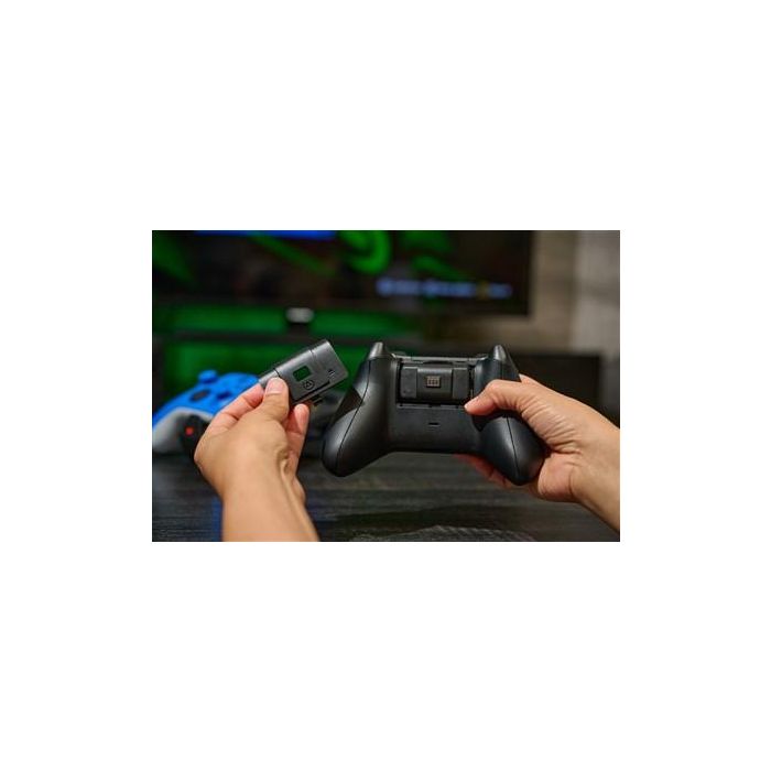 Power A 1519564-01 Estación de Carga Dual para Xbox Series X|S y Xbox One, Negro 8 Power A 1519564-01 Estación de Carga Dual para Xbox Series X|S y Xbox One, Negro 8