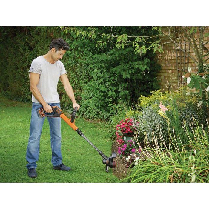 Desbrozadora de hilo de 30 cm con batería de LITIO 18 V BLACK & DECKER POWERCOMMAND  - 4 Ah - 1 batería - 1 bobina de 10 m de línea de 1,6 mm - 1 cargador 1