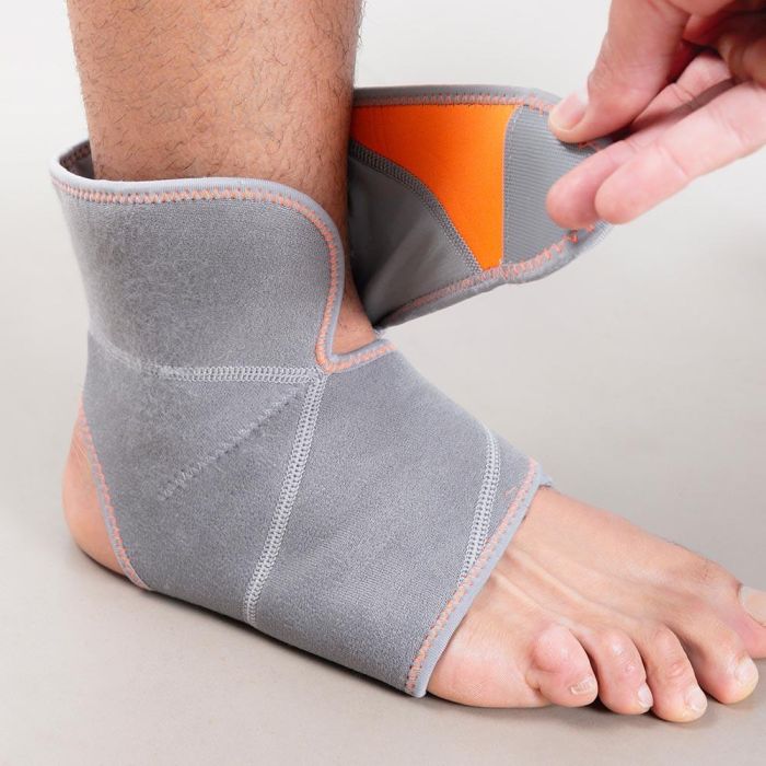 Tobillera de Gel con Efecto Frío y Calor Wralief InnovaGoods 3 Tobillera de Gel con Efecto Frío y Calor Wralief InnovaGoods 3