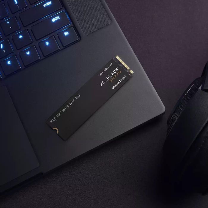 Western Digital Black SN770 M.2 2TB NVMe PCIe 4.0 SSD 4