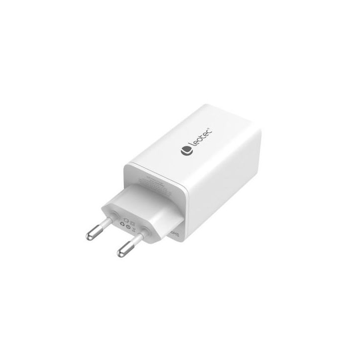 Leotec LECSPH65W3W Cargador de Pared GaN 65W con 2 USB-C y 1 USB-A para Carga Rápida Universal de hasta 3 Dispositivos Leotec LECSPH65W3W Cargador de Pared GaN 65W con 2 USB-C y 1 USB-A para Carga Rápida Universal de hasta 3 Dispositivos