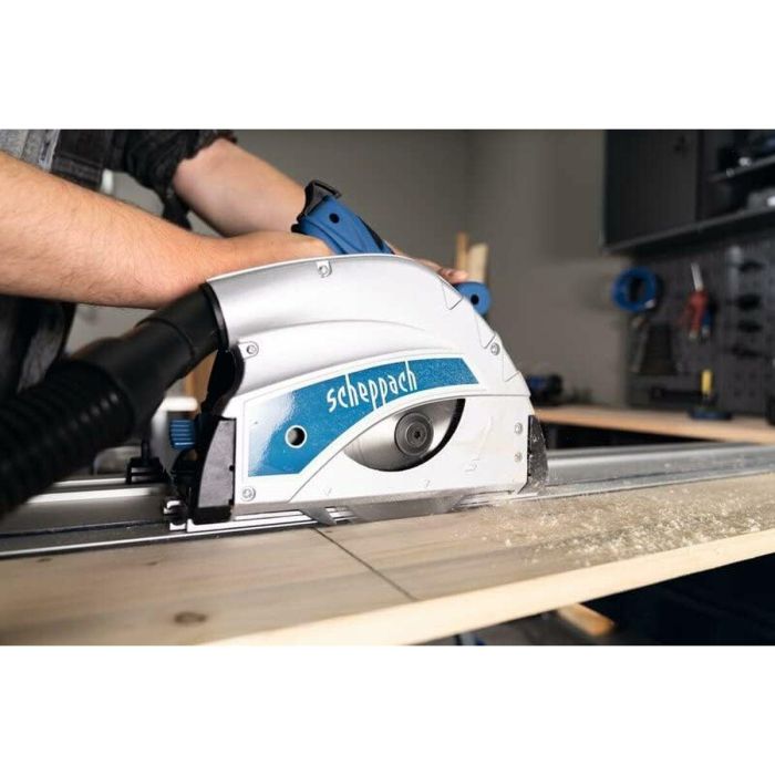 Scheppach PL55 Sierra de Inmersión 1200W, altura de corte 55mm, disco Ø160mm 24 dientes, incluye 2 rieles 700mm, conector y antivuelco 2
