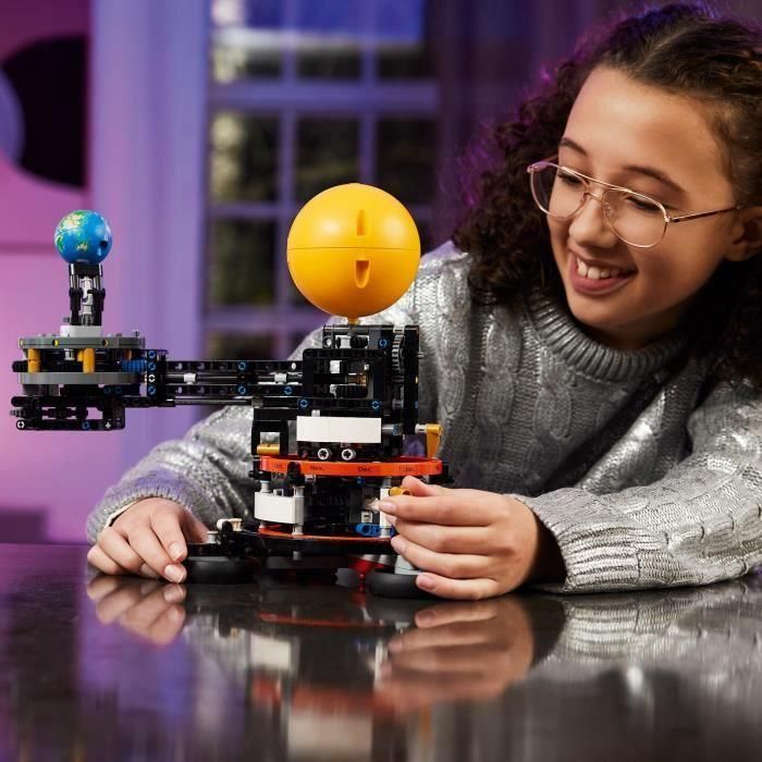 LEGO Technic 42179 Planeta Tierra y Luna en Órbita, Juguete, Tema del Sistema Solar 4 LEGO Technic 42179 Planeta Tierra y Luna en Órbita, Juguete, Tema del Sistema Solar 4