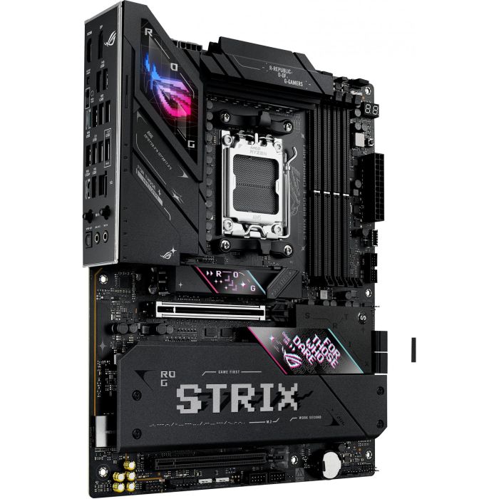 ASUS ROG STRIX B850-E Gaming WiFi Placa Base AM5 DDR5 WiFi 7 para AMD Ryzen 7000/8000/9000 Series 9