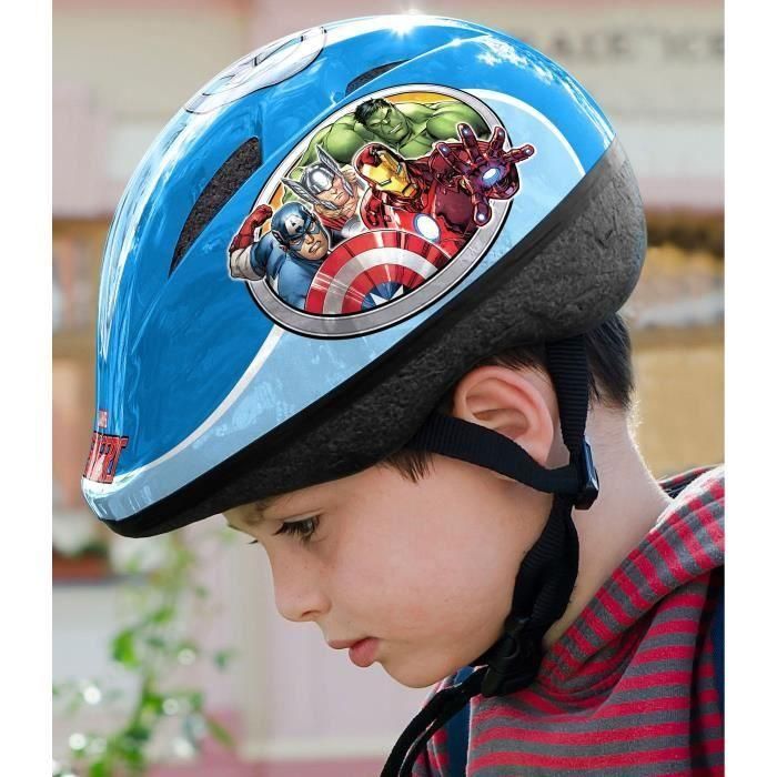 Stamp Pack de Protecciones Infantiles Avengers: Casco (50-56cm con sistema de rueda de ajuste y EPS), Rodilleras y Coderas Ajustables con velcro 4 Stamp Pack de Protecciones Infantiles Avengers: Casco (50-56cm con sistema de rueda de ajuste y EPS), Rodilleras y Coderas Ajustables con velcro 4