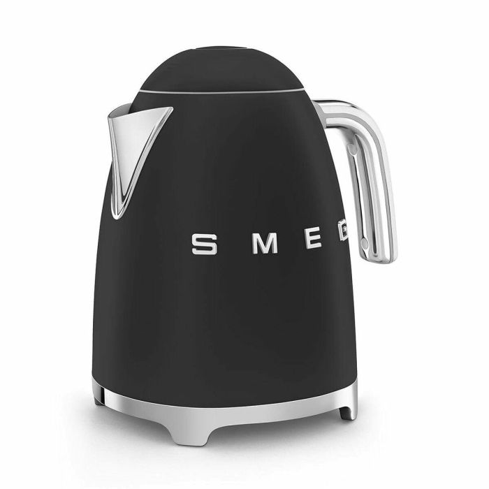 Smeg KLF03BLMEU Hervidor de Agua Negro Mate 1.7L 2400W Acero Inoxidable y Plástico 3 Smeg KLF03BLMEU Hervidor de Agua Negro Mate 1.7L 2400W Acero Inoxidable y Plástico 3