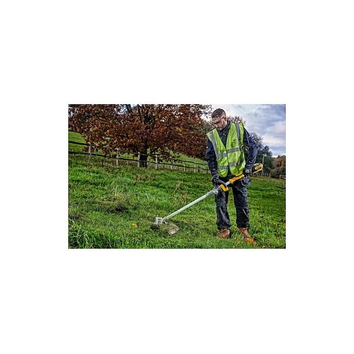 DeWALT DCMST561N-XJ Cortabordes/Cortacésped a Batería 18V, Diámetro Corte 35 cm, Cabezal Cuchilla y Nylon, 6000 RPM, Sin Cables 11 DeWALT DCMST561N-XJ Cortabordes/Cortacésped a Batería 18V, Diámetro Corte 35 cm, Cabezal Cuchilla y Nylon, 6000 RPM, Sin Cables 11