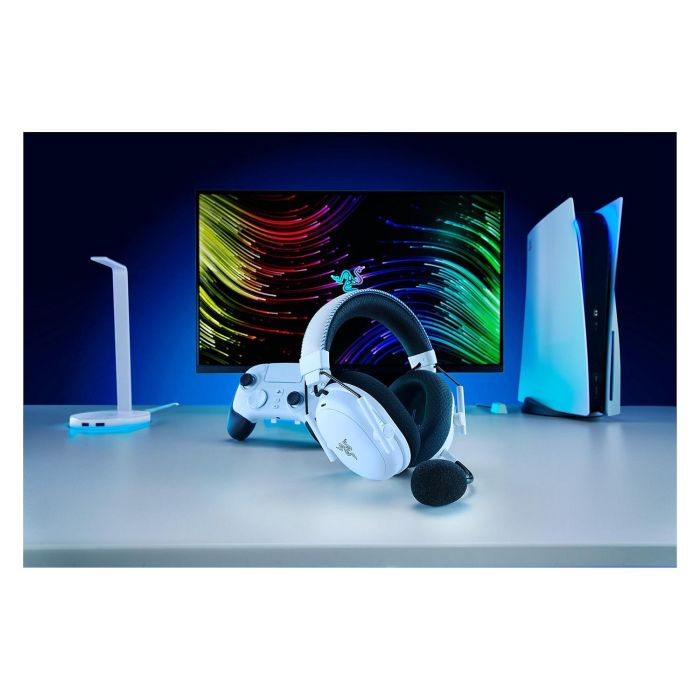 Razer Auriculares BlackShark V3 Pro Inalámbrico y Alámbrico Blanco para PlayStation PS5 PC Mac Smartphones
