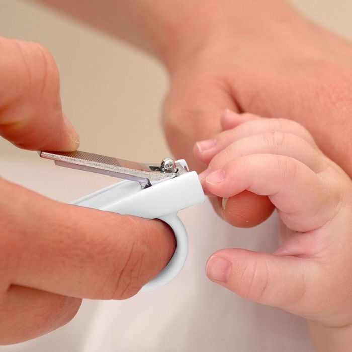 Tom et Zoe Juego De Manicura Bebé Surtido con Cortauñas, Tijeras y Funda 3