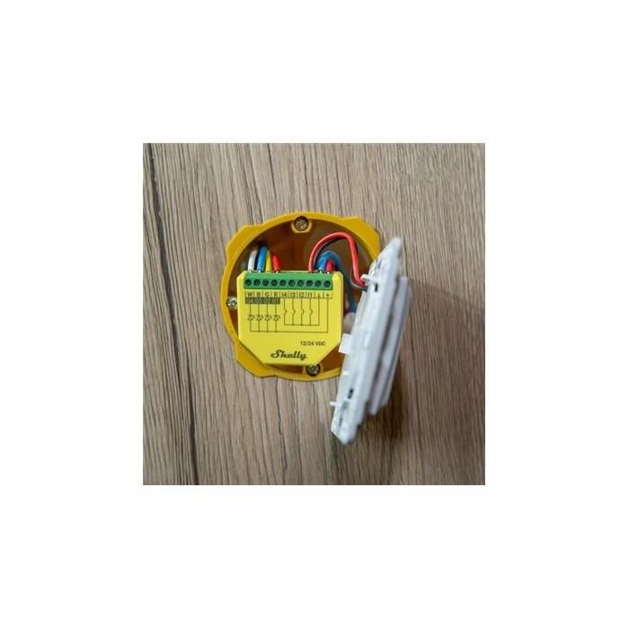 Shelly Plus RGBW PM Controlador LED WLAN Bluetooth para Montaje Empotrado, 4 Canales, Control por App 3