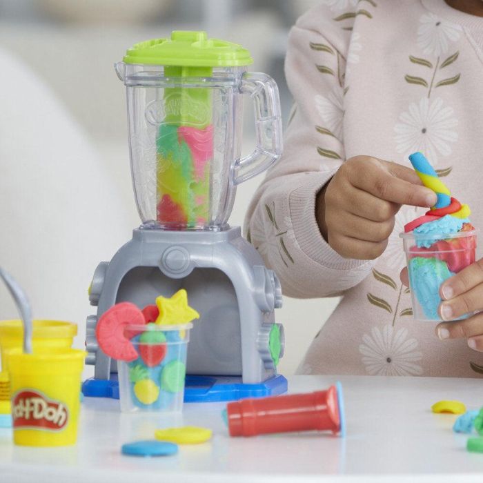 Play-Doh F9142 Licuadora de Batidos Coloridos de Juguete para Crear Frutas y Vegetales de Plastilina. Set de Comida para Niños. 11 Play-Doh F9142 Licuadora de Batidos Coloridos de Juguete para Crear Frutas y Vegetales de Plastilina. Set de Comida para Niños. 11