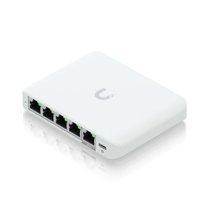 Ubiquiti Switch de 5 Puertos 2.5GbE RJ45, 25 Gbps, Alimentación PoE, Compacto Ubiquiti Switch de 5 Puertos 2.5GbE RJ45, 25 Gbps, Alimentación PoE, Compacto