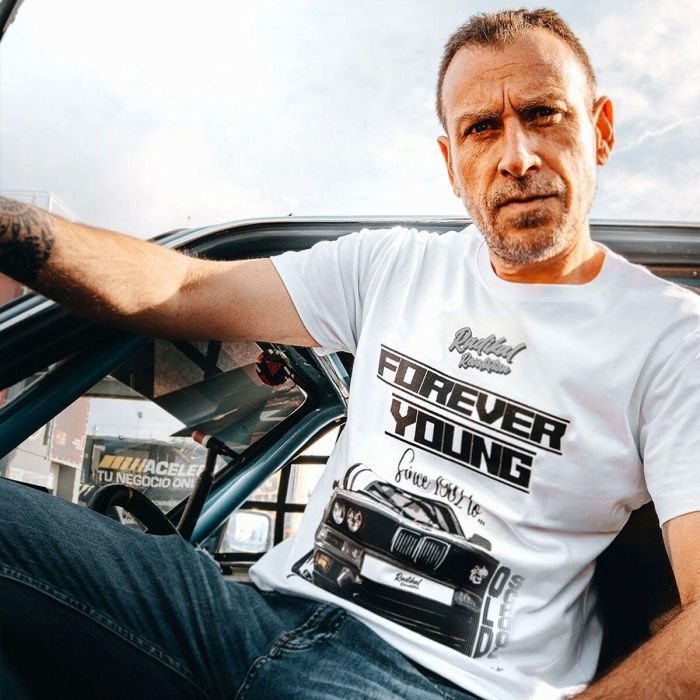 Radikal Revolution RKE30101S Camiseta Forever Young Diseño Homenaje BMW E30 Coche Mítico Icono Aficionados Automoción Blanca Talla S 4 Radikal Revolution RKE30101S Camiseta Forever Young Diseño Homenaje BMW E30 Coche Mítico Icono Aficionados Automoción Blanca Talla S 4