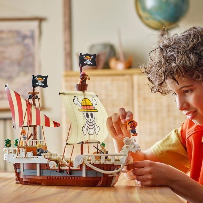 LEGO 75639 Barco Pirata One Piece Navegando Alegre - Set de Construcción para Niños de 10 Años 4