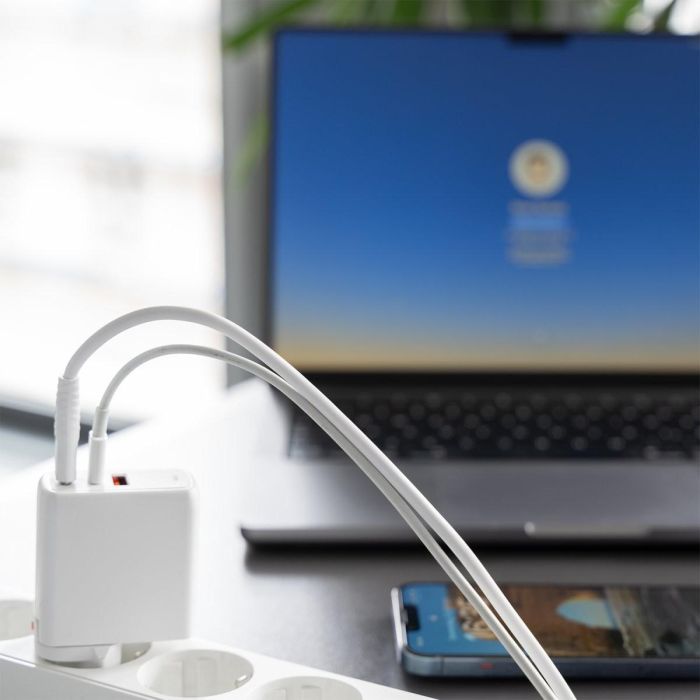 4smarts Ladegert GaN Flex 65W 2 USB-C+1 USB-A. wei 1 4smarts Ladegert GaN Flex 65W 2 USB-C+1 USB-A. wei 1