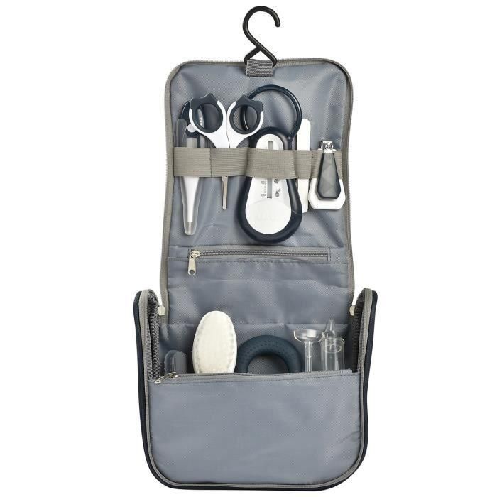 Beaba BEATROUSSETOILEB Neceser de viaje 9 accesorios azul noche 1 Beaba BEATROUSSETOILEB Neceser de viaje 9 accesorios azul noche 1