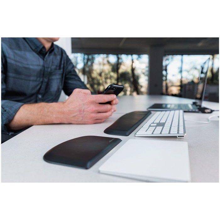 Reposamuñecas Kensington Ergosoft Para Teclados Finos Color Negro 432x10x101 mm 5 Reposamuñecas Kensington Ergosoft Para Teclados Finos Color Negro 432x10x101 mm 5