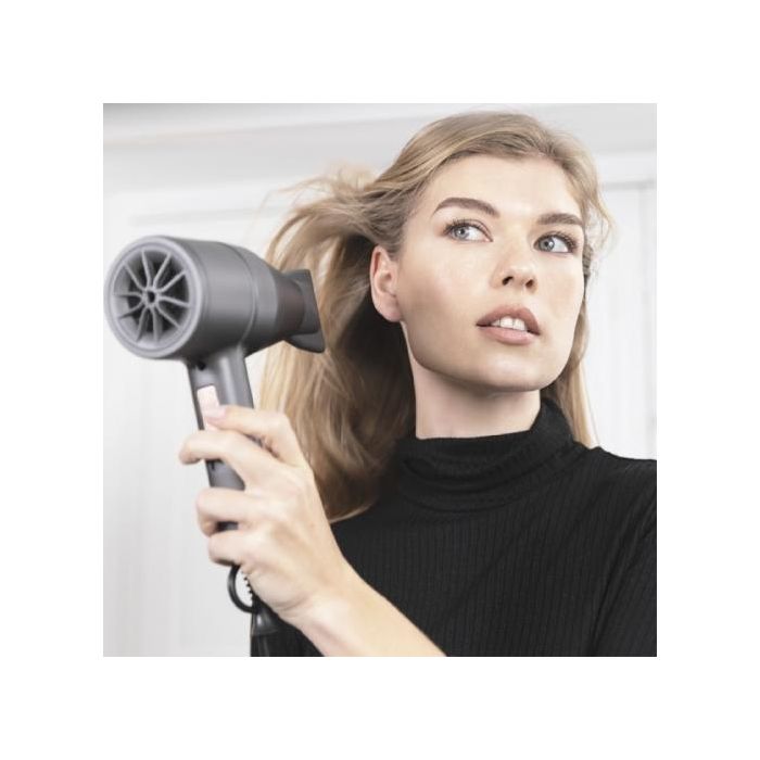 Cecotec Bamba IoniCare 5500 PowerStyle Secador de Pelo Iónico 1800W con Difusor, Motor AC y Función Perfect Colour Negro 2 Cecotec Bamba IoniCare 5500 PowerStyle Secador de Pelo Iónico 1800W con Difusor, Motor AC y Función Perfect Colour Negro 2