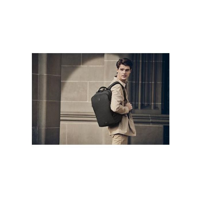 Wenger Mochila MX Light 40,6cm 16" con compartimento para tableta, de poliéster, color gris 9 Wenger Mochila MX Light 40,6cm 16" con compartimento para tableta, de poliéster, color gris 9