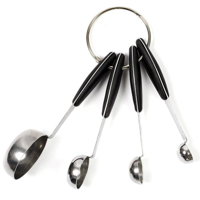 Lily Cook Juego De 4 Cucharas Medir Acero Inoxidable Lily Cook Juego De 4 Cucharas Medir Acero Inoxidable
