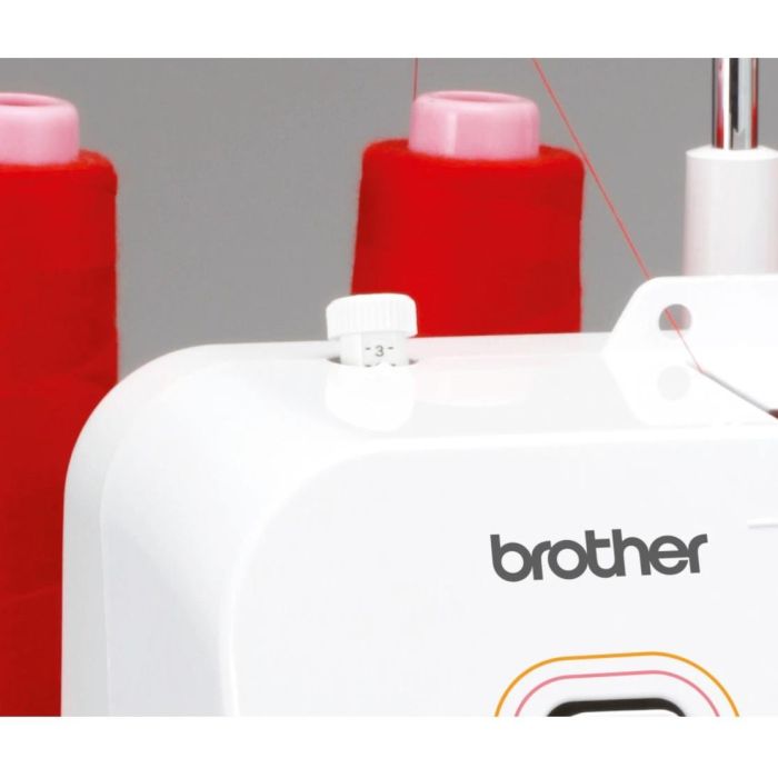 Brother M343D Overlock de 2 Agujas, Brazo Libre, Iluminación LED, Diferencial Ajustable, Roscado Simplificado y Cuchilla Retráctil 4
