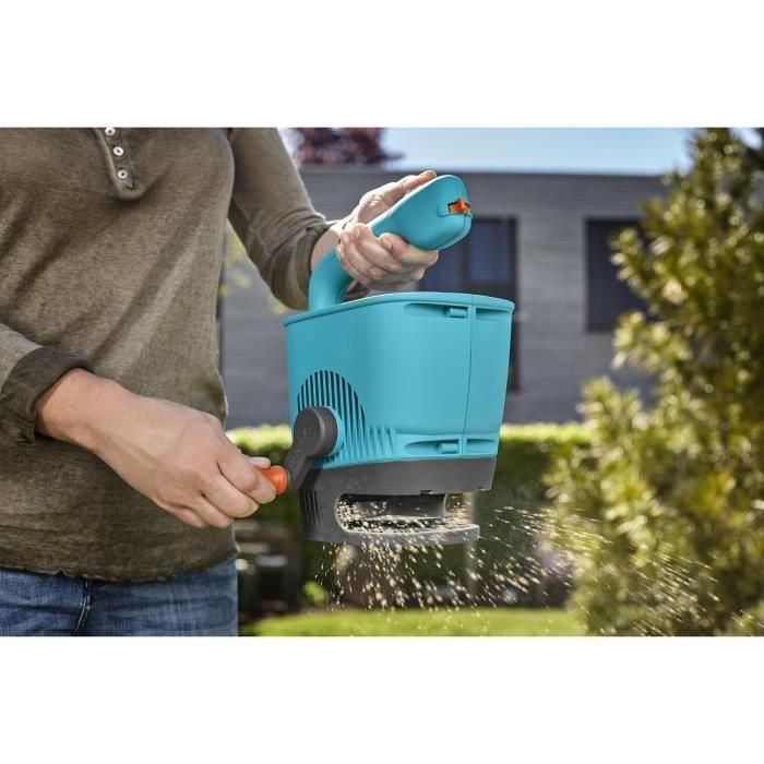 Gardena Esparcidor de semillas manual, mango ergonómico, capacidad 1.65kg fertilizante, 2kg sal, 1kg semillas 3 Gardena Esparcidor de semillas manual, mango ergonómico, capacidad 1.65kg fertilizante, 2kg sal, 1kg semillas 3