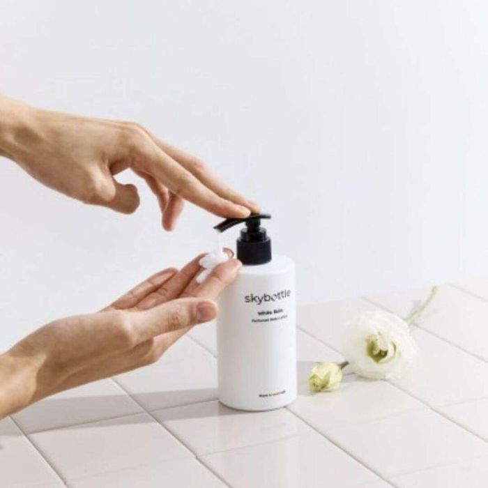Loción Corporal Skybottle White Rain 300 ml 1 Loción Corporal Skybottle White Rain 300 ml 1