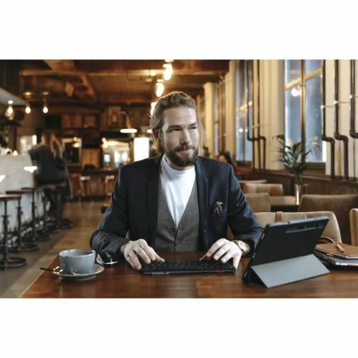 Cherry KW 9200 MINI Teclado Compacto Inalambrico 2.4GHz, Bluetooth 5.0 y con Cable Recargable Negro 17