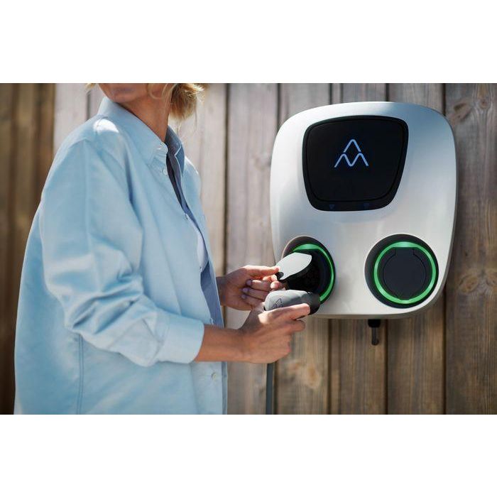 Charge Amps Aura Estación de Carga Doble para 2 Coches Eléctricos 2x22kW 32A Tipo 2 Trifásico WiFi LAN OCPP con RCD-B 2 Charge Amps Aura Estación de Carga Doble para 2 Coches Eléctricos 2x22kW 32A Tipo 2 Trifásico WiFi LAN OCPP con RCD-B 2