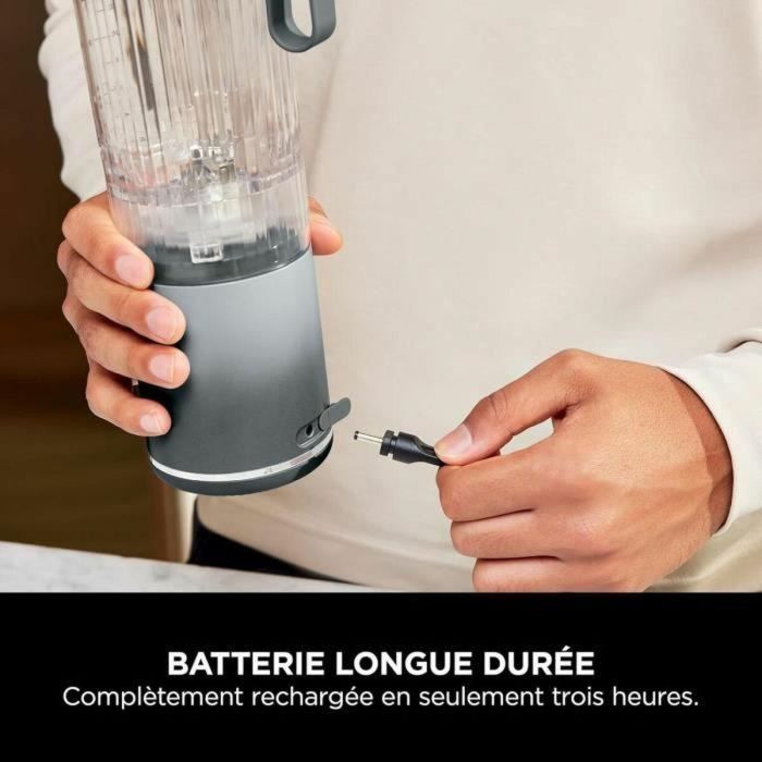 Licuadora portátil NINJA Blast Max - BC251EULD - Recipiente de 530 ml - Batería de 2 h - Sin cable - Sin BPA - Plateada 4 Licuadora portátil NINJA Blast Max - BC251EULD - Recipiente de 530 ml - Batería de 2 h - Sin cable - Sin BPA - Plateada 4