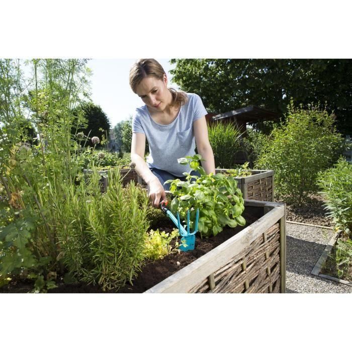 Gardena Serfouette Gancho para flores Combisystem con mango ergonómico extraíble, punta y tenedor 3 dientes, ancho 6,5 cm 3 Gardena Serfouette Gancho para flores Combisystem con mango ergonómico extraíble, punta y tenedor 3 dientes, ancho 6,5 cm 3