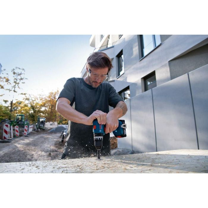 Bosch Professional BOS4059952635705 Taladro Percutor GSB 18V-45 18V con 2 baterías 2.0 Ah, cargador GAL 18V-20, maletín L-Case y 82 accesorios. 2 Bosch Professional BOS4059952635705 Taladro Percutor GSB 18V-45 18V con 2 baterías 2.0 Ah, cargador GAL 18V-20, maletín L-Case y 82 accesorios. 2