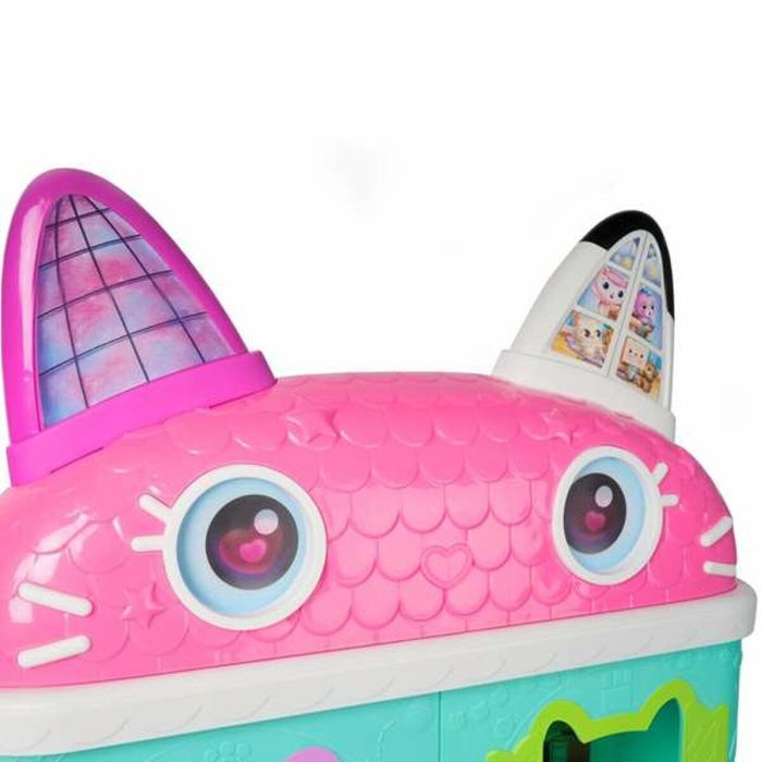 Spin Master Casa de Muñecas de Gabby, Set con 1 Figura y 8 Accesorios, Original, 43,18x55,88x13,34 cm, Para Niños +3 Años 1