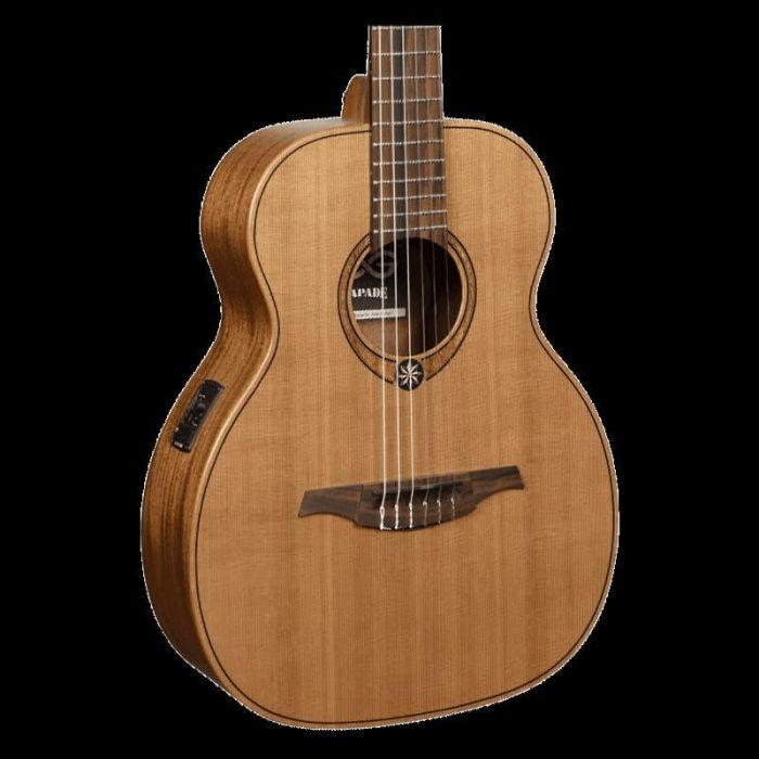 LAG Guitarra Acústica Escapade Nylon A/E- Natural Travel Clásica Electrocústica, Tapa Cedro Rojo Macizo, Acabado Satinado 0 LAG Guitarra Acústica Escapade Nylon A/E- Natural Travel Clásica Electrocústica, Tapa Cedro Rojo Macizo, Acabado Satinado 0