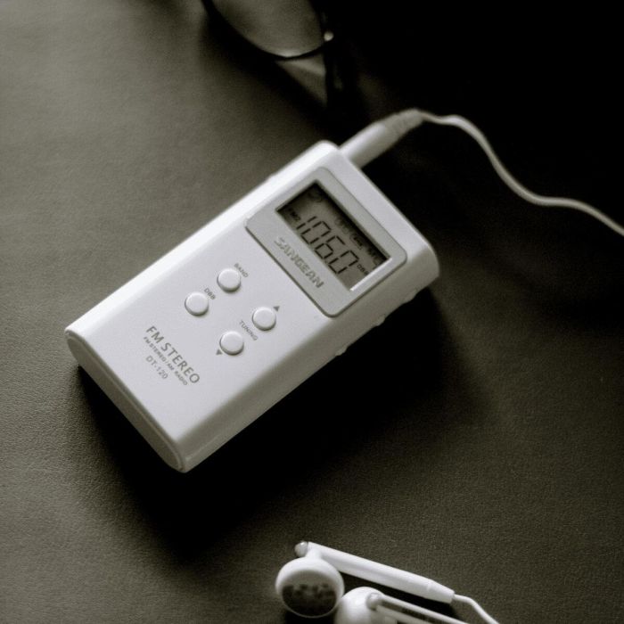 Radio Portátil Sangean DT-120 Blanco 2 Radio Portátil Sangean DT-120 Blanco 2