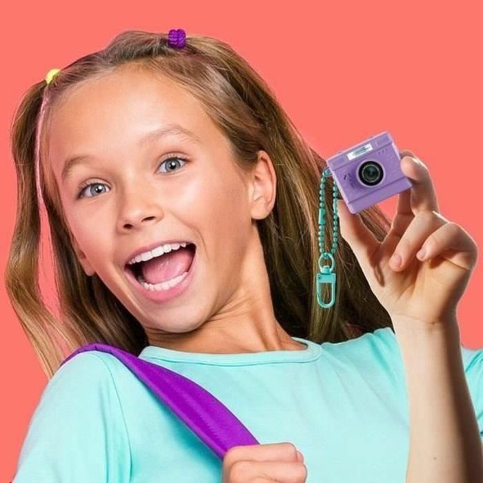 Canal Toys Mini Camára Digital de Fotos y Vídeos Vintage CLK 06 con Llavero y Tarjeta SD de 1 GB 3