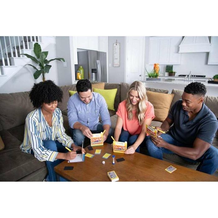 Bizak Juego Interferencias: Teléfono Loco Familiar para Toda la Familia, Juego de Mesa Clásico, Edad 3+ años 4 Bizak Juego Interferencias: Teléfono Loco Familiar para Toda la Familia, Juego de Mesa Clásico, Edad 3+ años 4