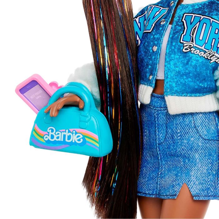 Barbie Dream Besties Brooklyn Hyc22 Mattel - Muñeca con Accesorios y Perrito Pumpkin 4