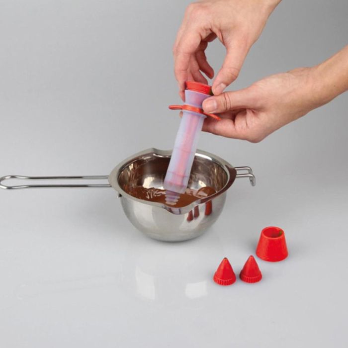 Dr. Oetker Lápiz para decorar silicona Flexxibel love 20ml con 2 boquillas y soportes, resistente ácido fruta, apto lavavajillas 3 Dr. Oetker Lápiz para decorar silicona Flexxibel love 20ml con 2 boquillas y soportes, resistente ácido fruta, apto lavavajillas 3