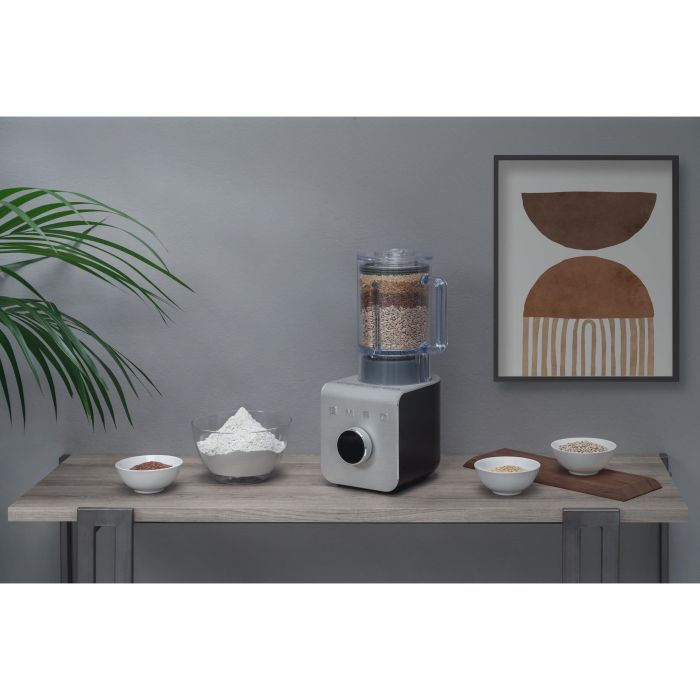 Smeg BLC01BLMEU Batidora de Vaso Performance - Color Negro 10