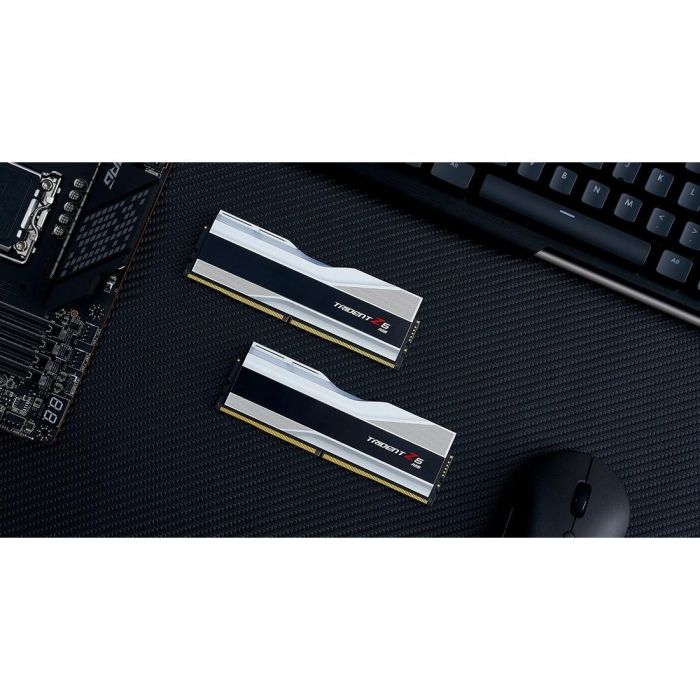 G.Skill Trident Z5 RGB DDR5 32GB (2x16GB) 8000MHz CL38 Memoria RAM para PC F5-8000J3848H16GX2-TZ5RS 6 G.Skill Trident Z5 RGB DDR5 32GB (2x16GB) 8000MHz CL38 Memoria RAM para PC F5-8000J3848H16GX2-TZ5RS 6