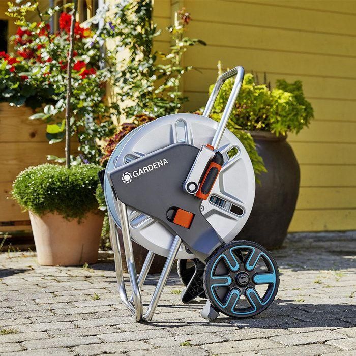 Gardena Carrete de manguera AquaRoll M con ruedas de metal, manguera Clásica 25m 15mm, tambor metálico, Kick&Stand, antigoteo, resistente a heladas 1 Gardena Carrete de manguera AquaRoll M con ruedas de metal, manguera Clásica 25m 15mm, tambor metálico, Kick&Stand, antigoteo, resistente a heladas 1