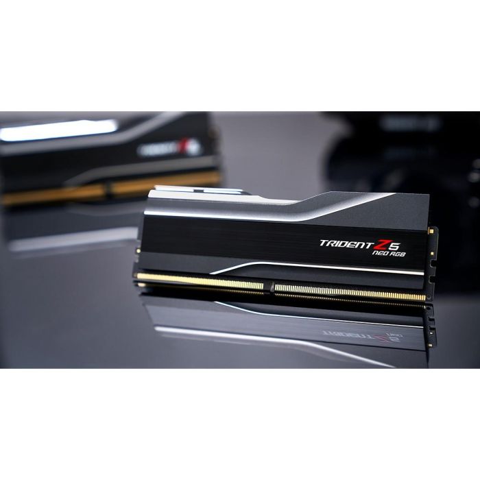 G.Skill F5-6400J3239G16GX2-TZ5NR DIMM 32 GB DDR5-6400 (2x 16 GB) CL32 Trident Z5 NEO RGB AMD EXPO 7 G.Skill F5-6400J3239G16GX2-TZ5NR DIMM 32 GB DDR5-6400 (2x 16 GB) CL32 Trident Z5 NEO RGB AMD EXPO 7