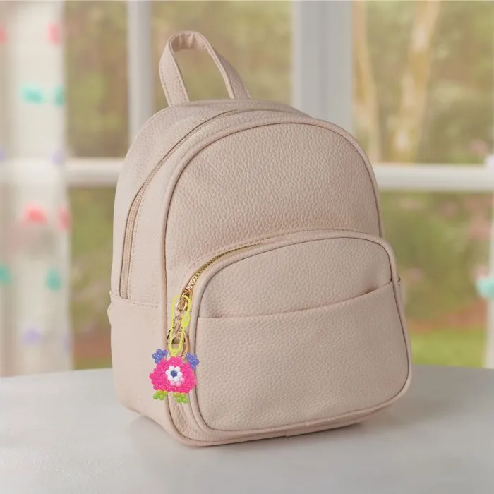 Aquabeads Kit Monstruos Divertidos - 700 Cuentas de Agua para Niños a partir de 4 Años, AQU5054131351444