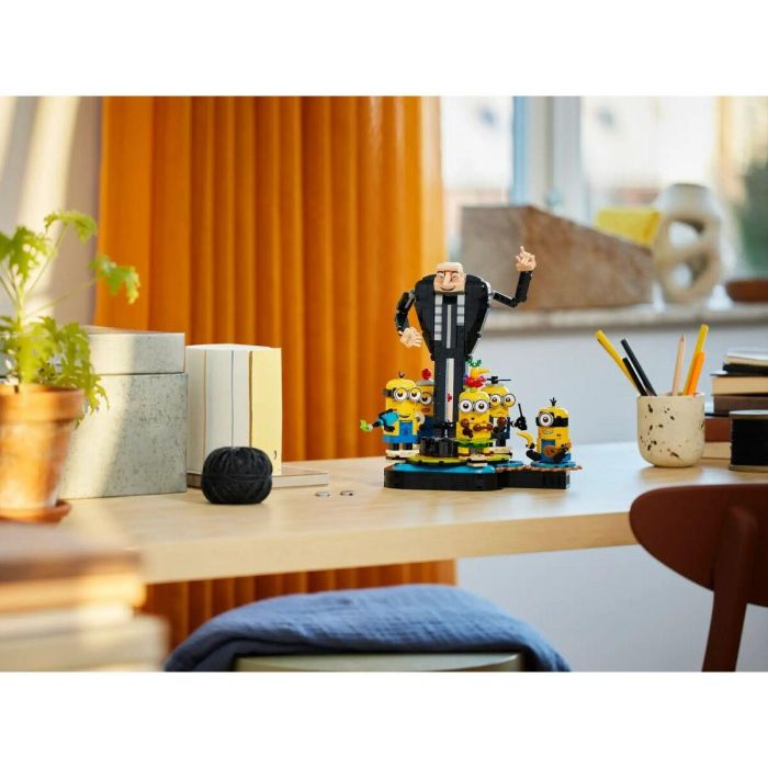 LEGO 75582 Set de Construcción Gru y los Minions, 839 piezas - Para niños a partir de 9 años 3 LEGO 75582 Set de Construcción Gru y los Minions, 839 piezas - Para niños a partir de 9 años 3