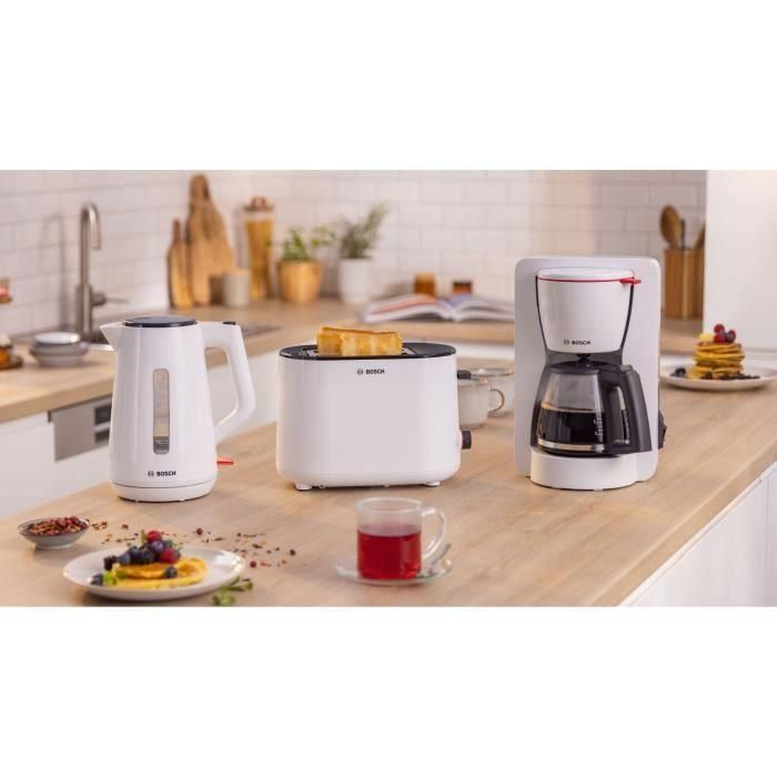 Hervidor - BOSCH - TWK1M121 MyMoment - Blanco - capacidad 1,7L - base 360° - recogecables - 3 dispositivos de seguridad automáticos 3 Hervidor - BOSCH - TWK1M121 MyMoment - Blanco - capacidad 1,7L - base 360° - recogecables - 3 dispositivos de seguridad automáticos 3