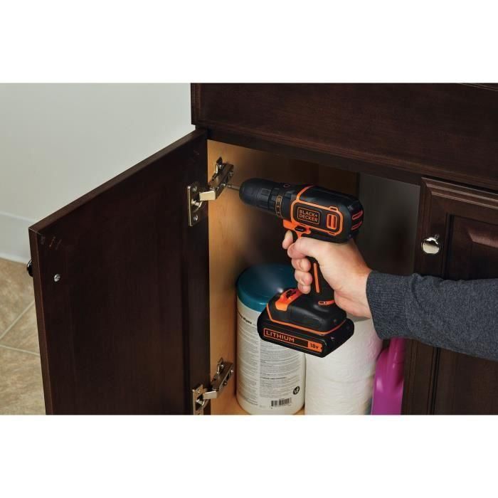 BLACK+DECKER BDCDC18BAST-QW Taladro Inalámbrico Litio 18V - 2 Baterías 1.5Ah - 160 Accesorios - Maletín - Lámpara LED 4 BLACK+DECKER BDCDC18BAST-QW Taladro Inalámbrico Litio 18V - 2 Baterías 1.5Ah - 160 Accesorios - Maletín - Lámpara LED 4