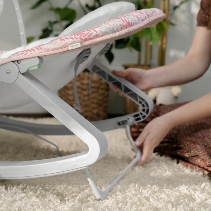 Ingenuity ING17503 Mecedora para bebé 3 en 1 Keep Cozy -Lily- con arco, 3 posiciones, hasta 18 kg 2 Ingenuity ING17503 Mecedora para bebé 3 en 1 Keep Cozy -Lily- con arco, 3 posiciones, hasta 18 kg 2